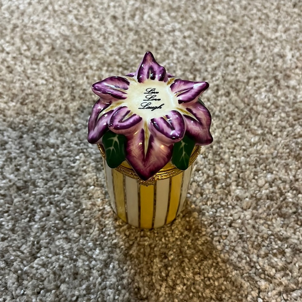 The Bombay Company Live love laugh purple floral Trinket Box Candle